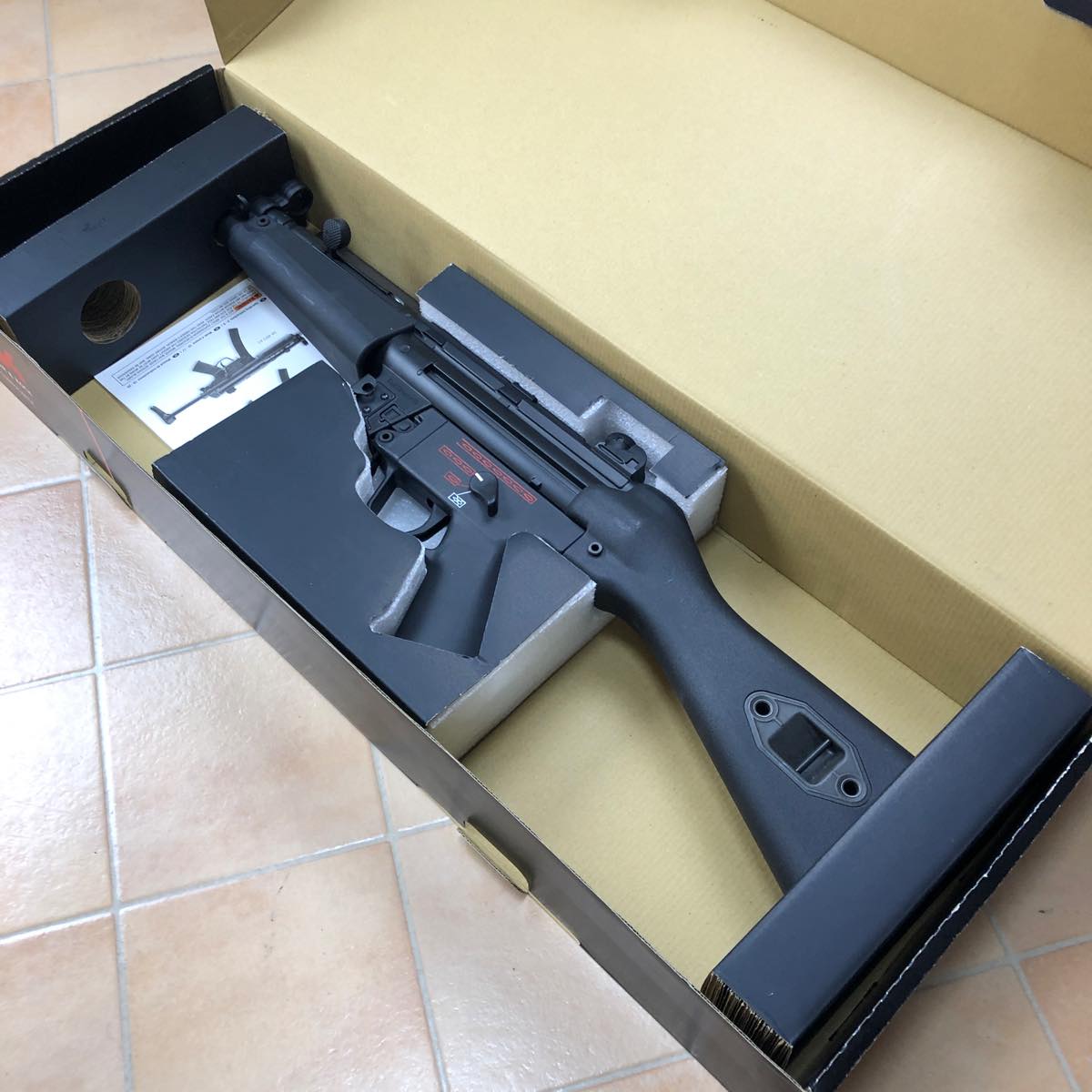 VFC UMAREX MP5A4 電動ガン 箱、説明書有り #767 | エアガン高価買取サバゲータウン【公式】