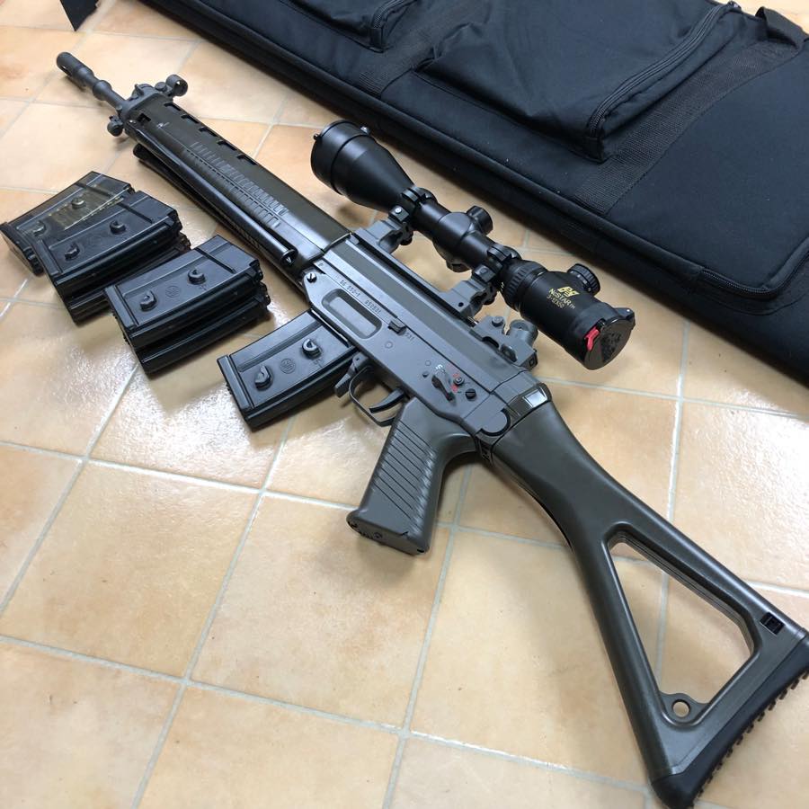 東京マルイ　SIG SG550　電動ガン　ジャンク