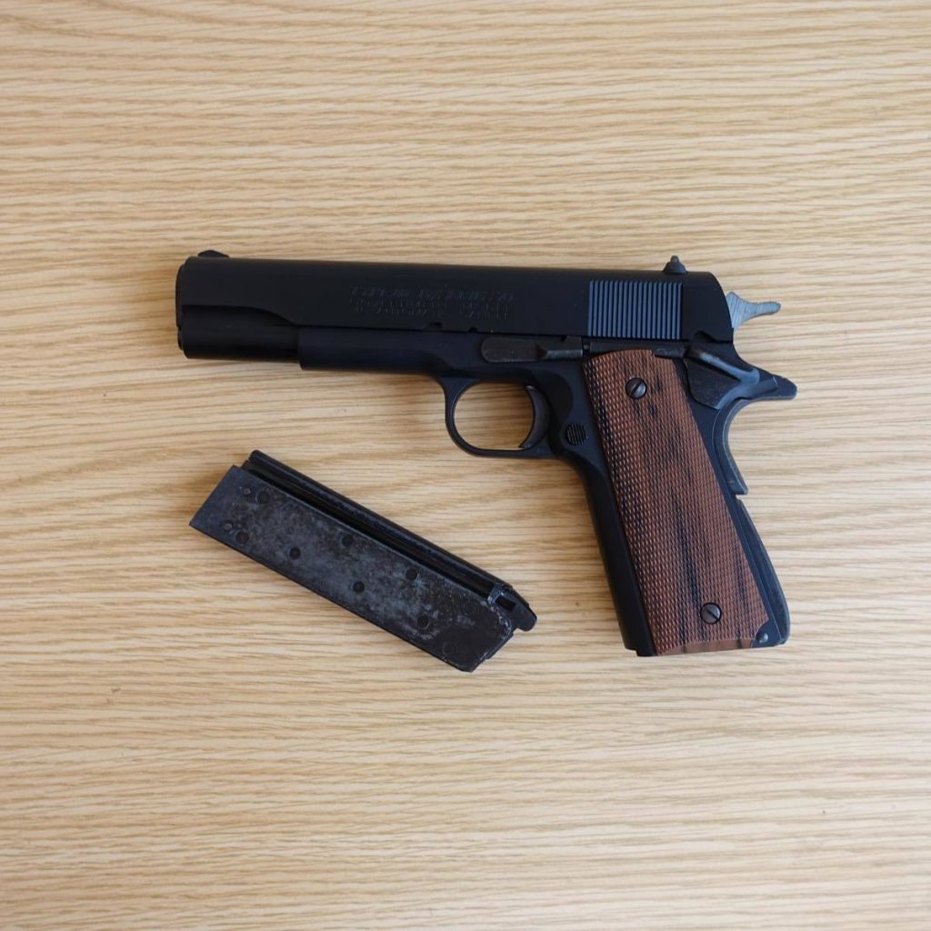 マルゼン　コルトガバメント ガスガン（マガジン破損）